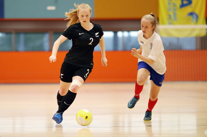 Perbedaan Futsal dan Sepak Bola