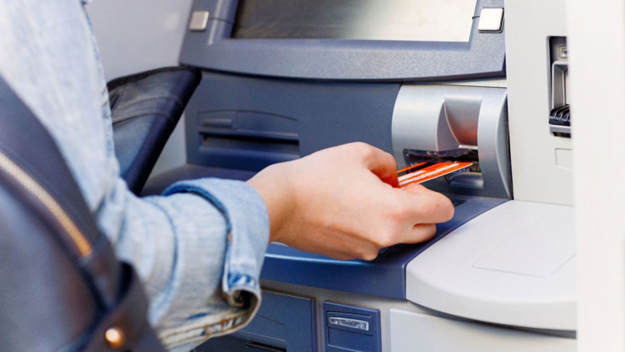 Cara Ganti PIN ATM Mandiri Melalui Mesin ATM